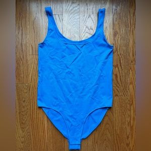 SKIMS scoop neck bodysuit. Hardly worn